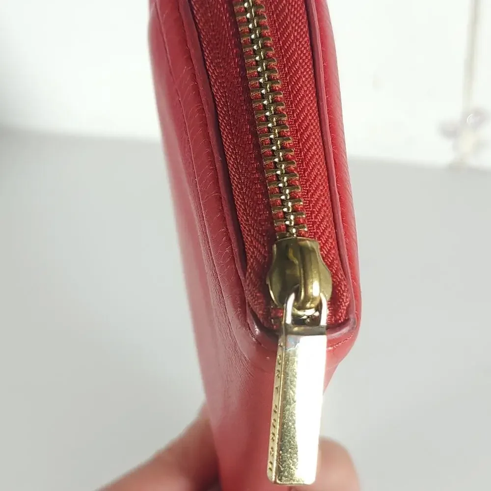 Tory Burch Amanda Red Pebbled Leather Gold Logo Zip Continental Wallet